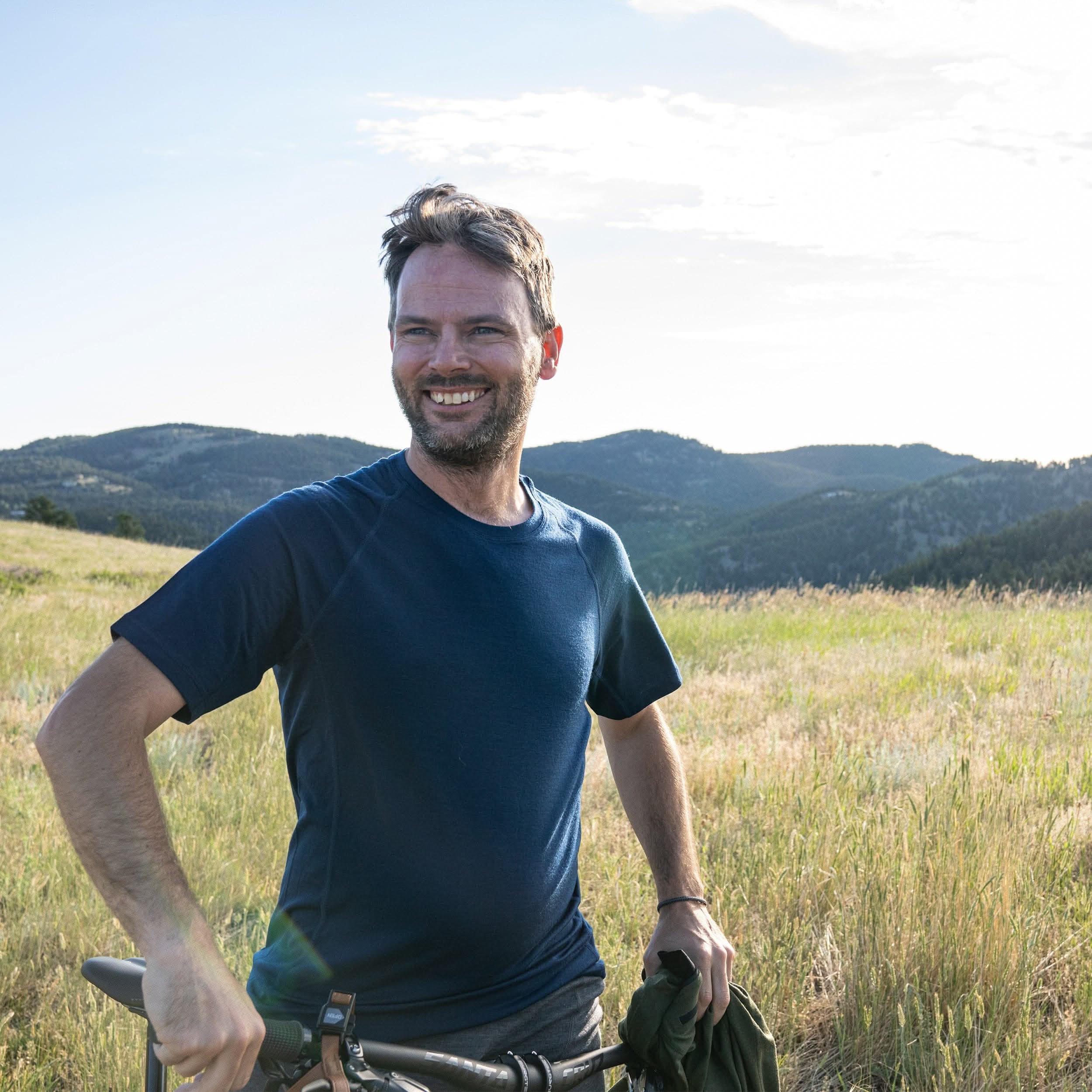 1201NV-bike-microweight-Merino_wool_t_shirt.jpg